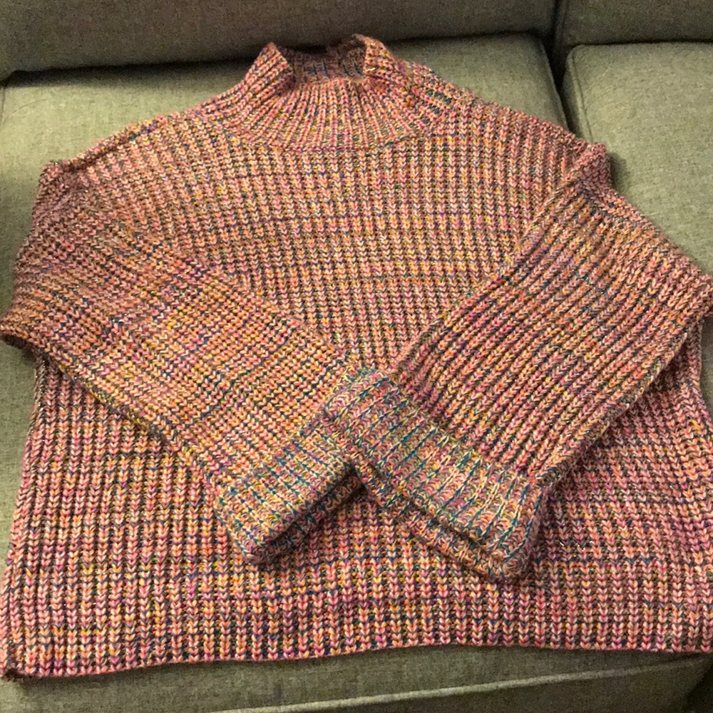 Crop sweater